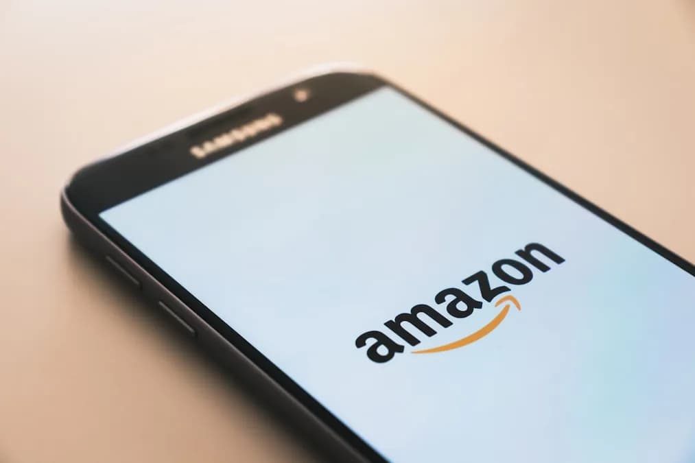 Amazon (AMZN) 2026 : AWS, e-commerce, IA — faut-il investir ? Analyse complète