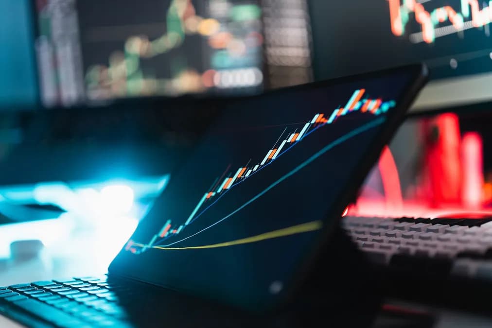 Meilleur broker pour investir en ETF en 2026 : top 5