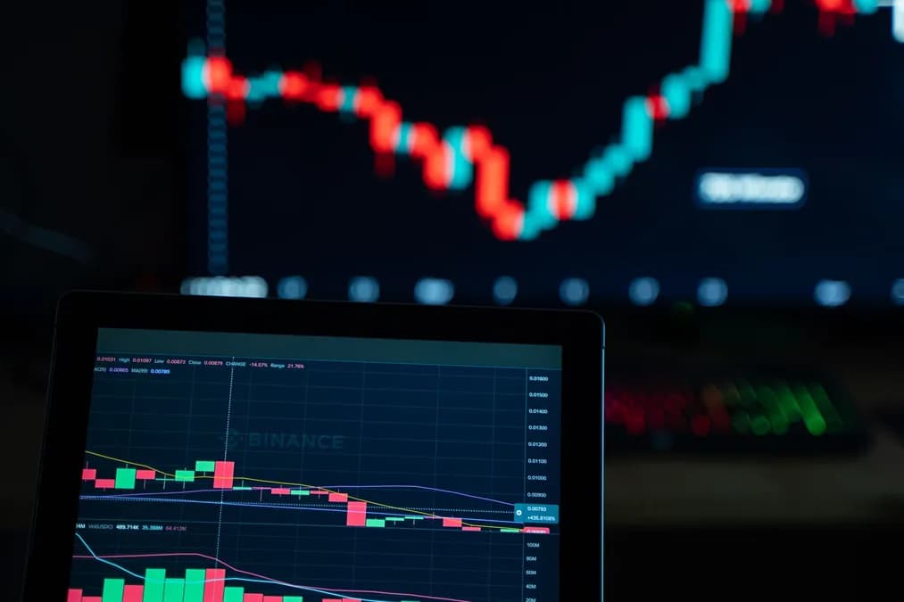 Vente à découvert (short selling) : guide complet et risques