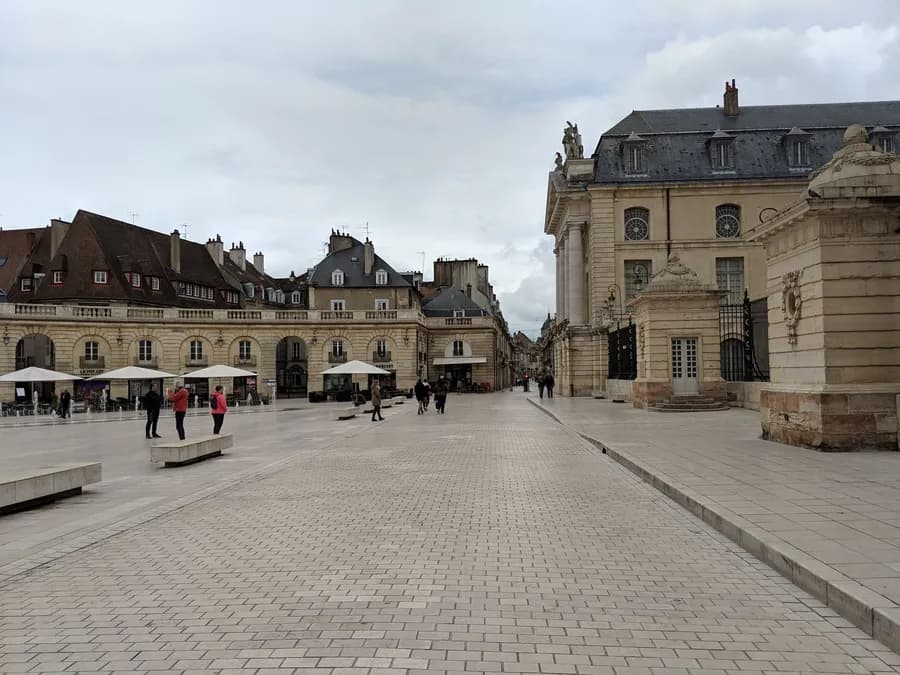 UBS : pourquoi l'ère du passif cède la place à l'investissement actif selon Hoffmann-Burchardi