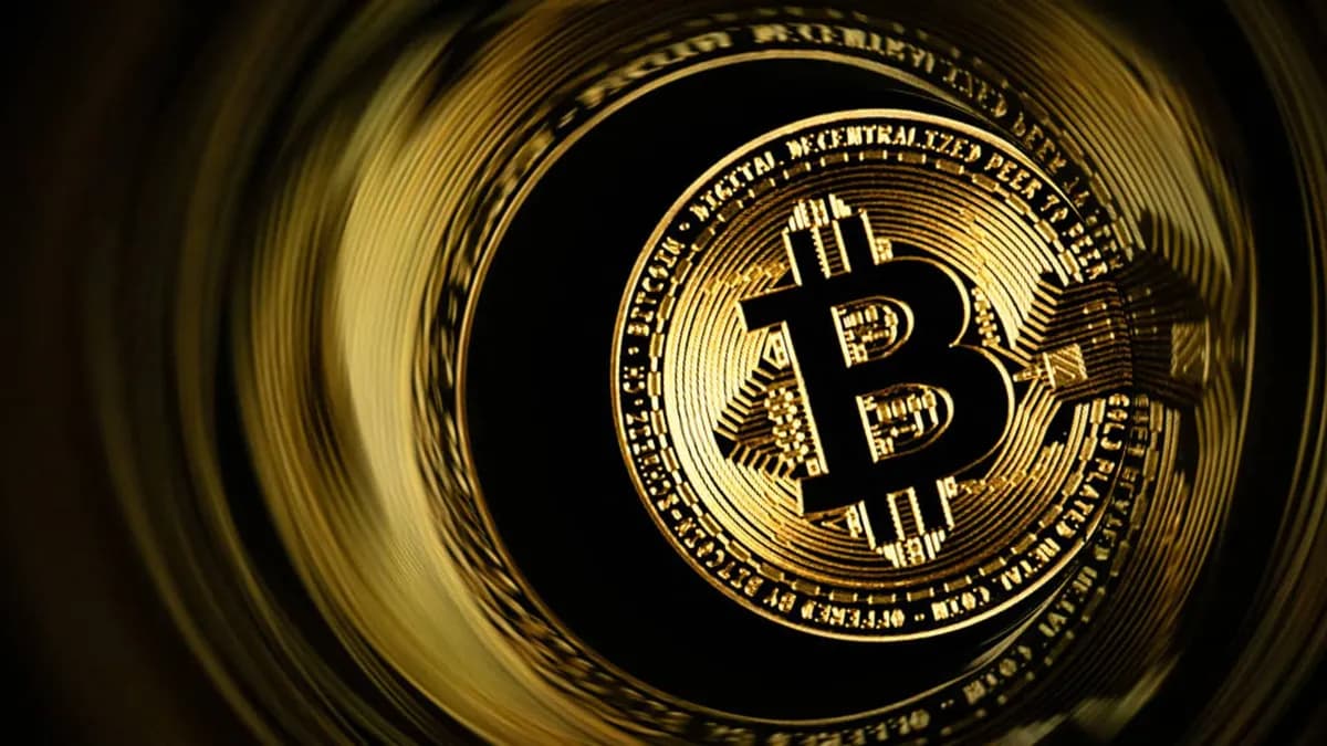 Bitcoin rebondit de 20 % en août : les signaux techniques annoncent une possible hausse majeure